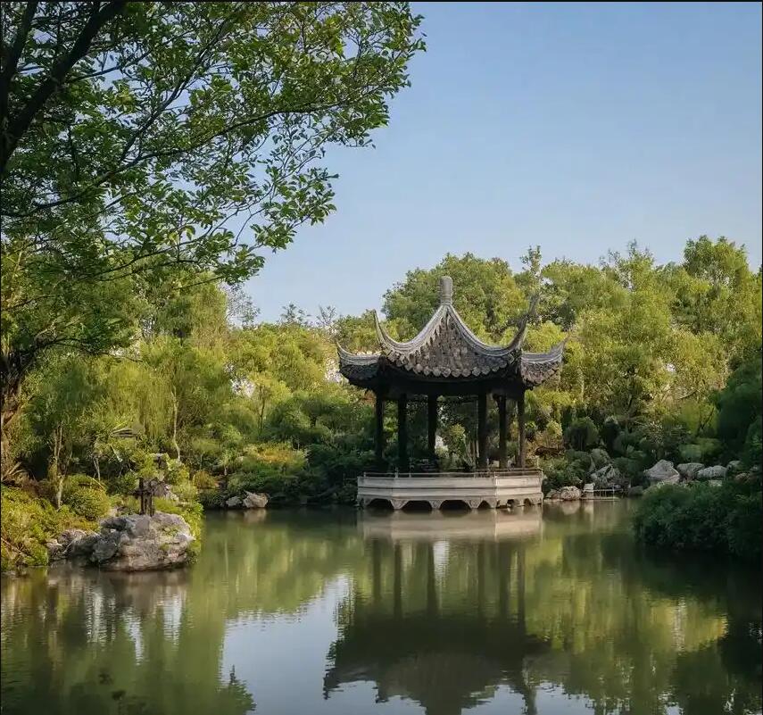 郫县盼曼餐饮有限公司